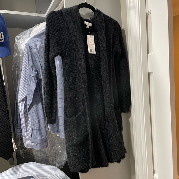 NWT. Hooded black cardigan sweater. Size medium. - Picture 2 of 5